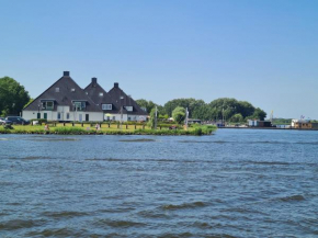 Welkom in mijn Studio bij het Snekermeer !